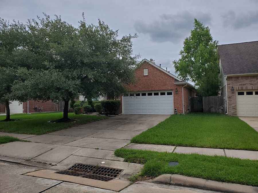 1st image of 5123 Shadow Breeze Ln