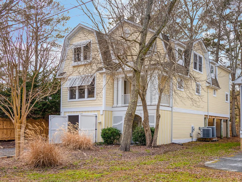 1st image of 33290 Argyle Ln