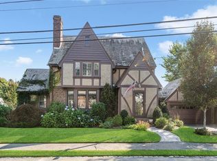 104 Olney Ave, North Providence, RI 02911