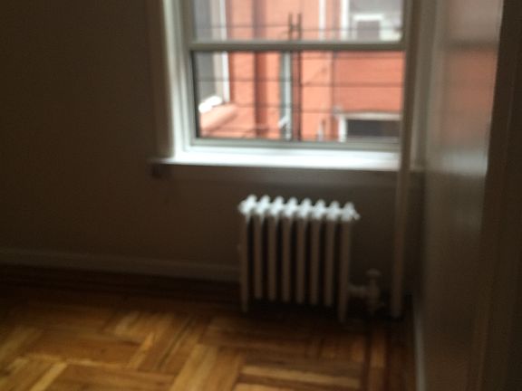 4th image of 1470 E 70th St