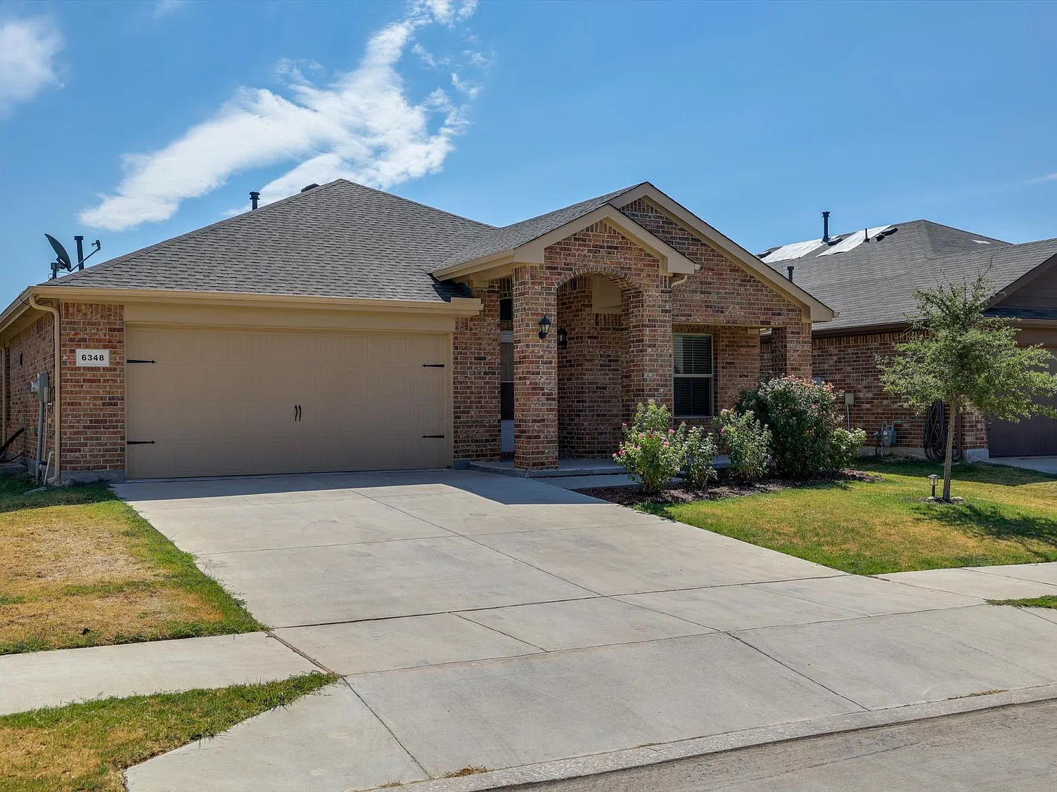 3 bed, 1765 sqft, $2,200 — Photo 2