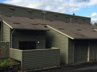 4810 SW Caldew St APT B, Portland, OR 97219