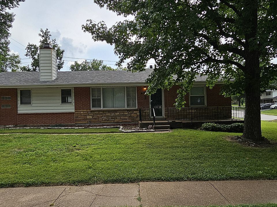 1st image of 10049 Coburg Lands Dr