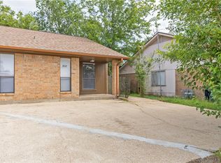 1412 Gramma Ct, College Station, TX 77845