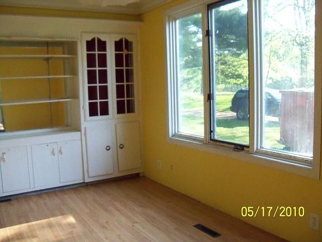 2nd image of 6007 152nd St