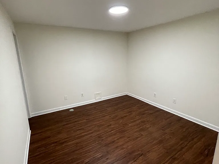 507 Stafford Glen Ct — Photo 19