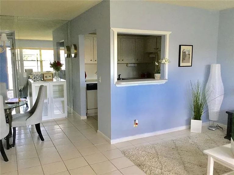 460 Mansfield Dr #K-unit 460 — Photo 25