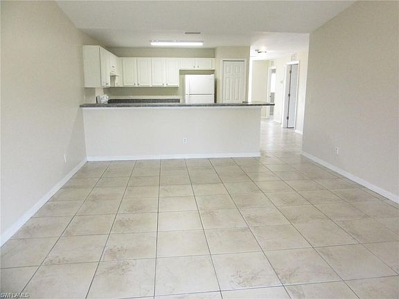 2nd image of 2121 Fairway Dr