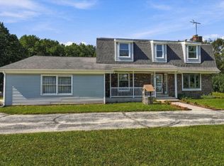 1582 Edgewater COURT, Grafton, WI 53024