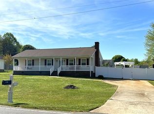 808 E Stagecoach Rd, Mebane, NC 27302