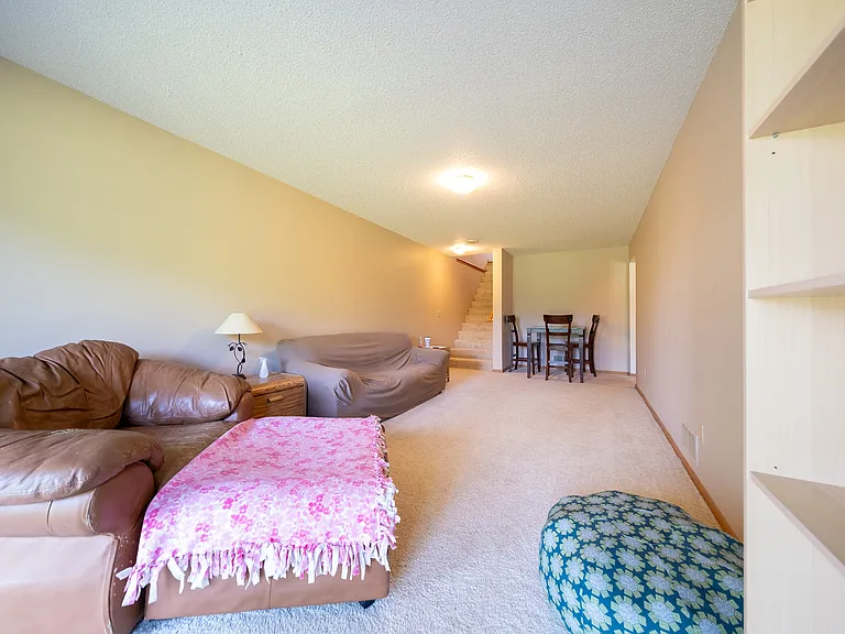 8772 Coburn Ct — Photo 18
