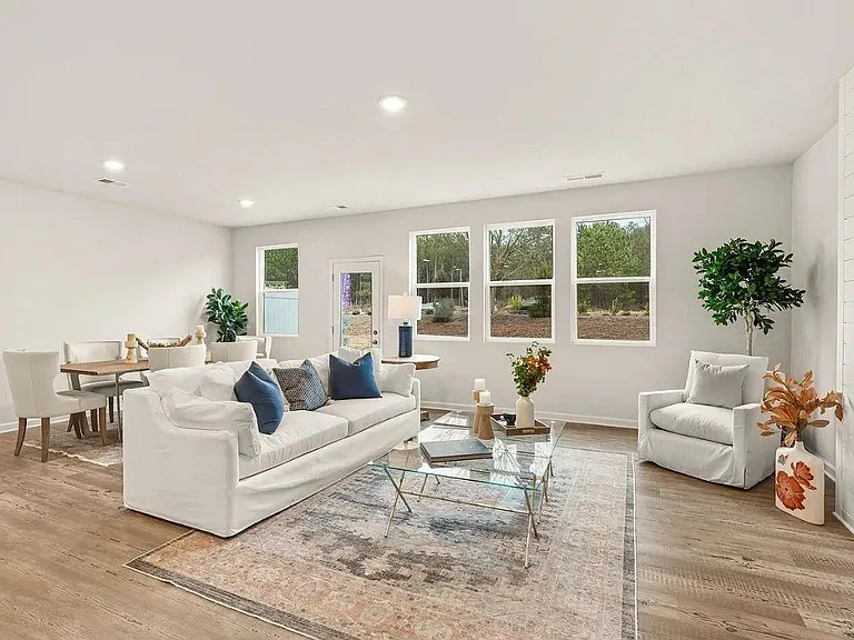 660 Point Place Dr — Photo 10