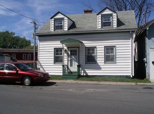 17 Pike St, Plattsburgh, NY 12901