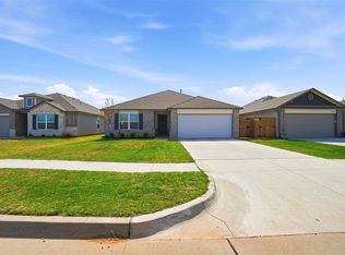 2123 Ridge Way, Chickasha, OK 73018