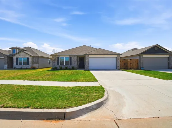 2123 Ridge Way, Chickasha, OK 73018