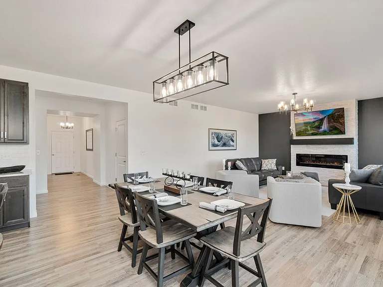 Dining Room Table for 6 - Open Concept Floor Plan