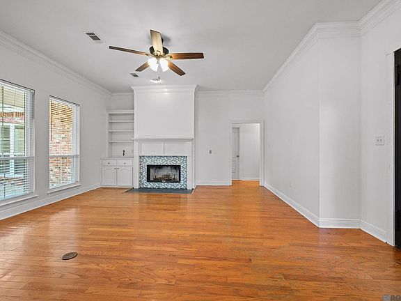 3rd image of 17186 Rennes Rd