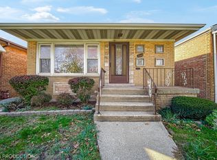 11044 S Ewing Ave, Chicago, IL