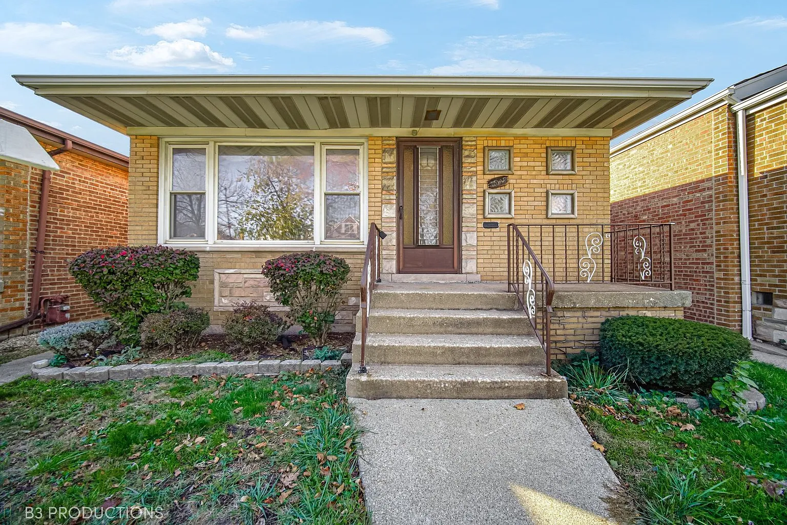 11044 S Ewing Ave photo 1