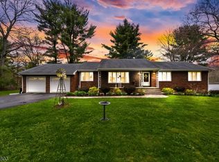 30 Van Orden Rd W, Newfoundland, NJ 07435