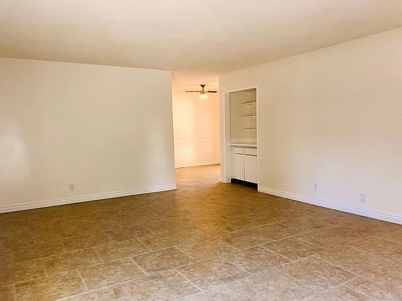 4th image of 6001 Canterbury Dr Unit 204