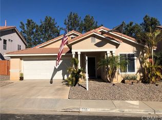 555 Viewpointe Cir, Corona, CA 92881