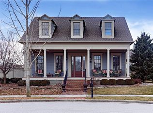 12814 Chapel Square St, Carmel, IN 46032