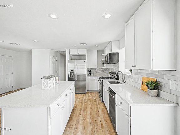 4th image of 3746 W GRANT Street