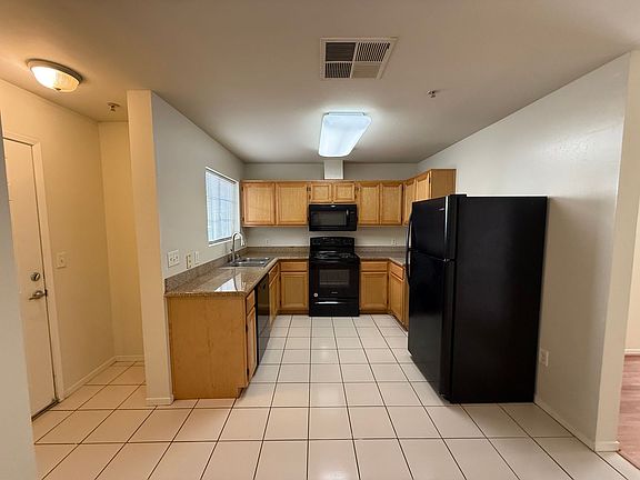 5th image of 600 Hosking Ave APT 9