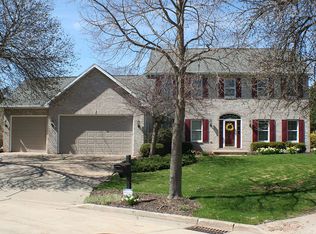 13 Tilbury Ct, Appleton, WI 54913