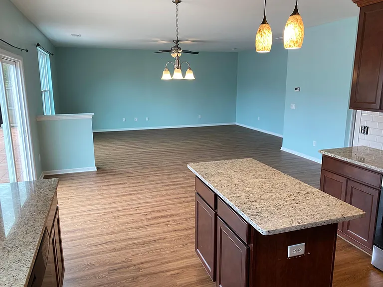 406 Gianna Ln — Photo 7