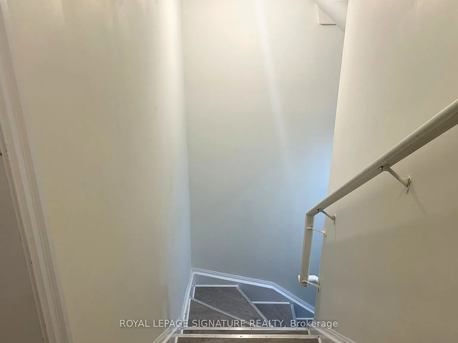 2 bed, $1,900 — Photo 3