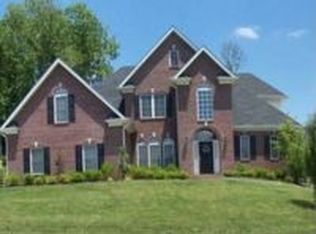 9711 Valley Woods Ln, Knoxville, TN 37922