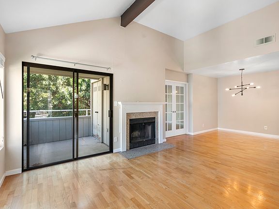 3rd image of 1728 Braddock Ct