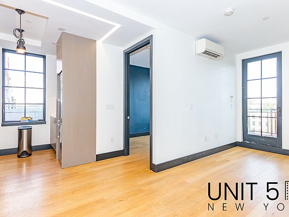 5th image of 570 New York Ave #601