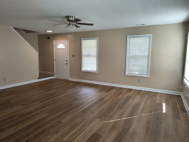 2408 Gelsinger Ave — Photo 3