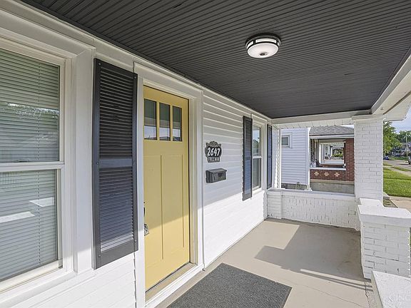 4th image of 2647 Freeman Ave