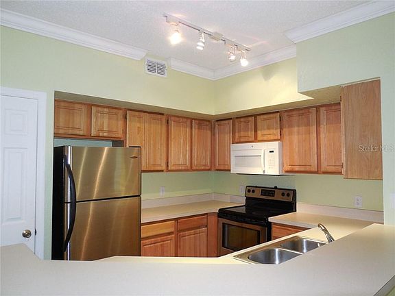 4th image of 8301 Elm Park Dr APT 614