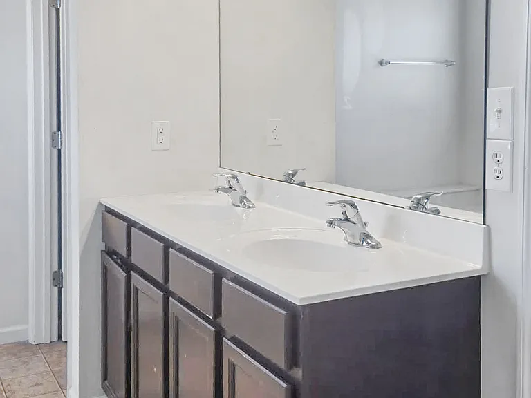 617 Spring Manor Dr — Photo 14