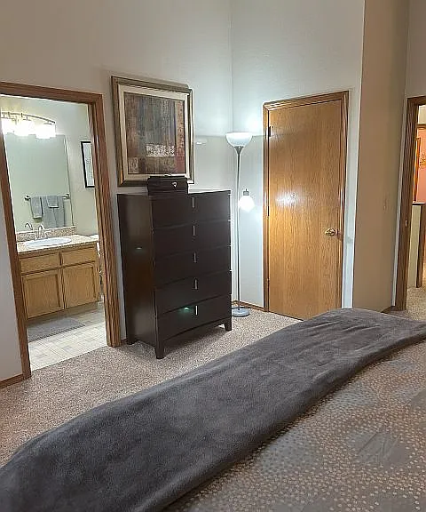 8085 SW Bond St — Photo 9