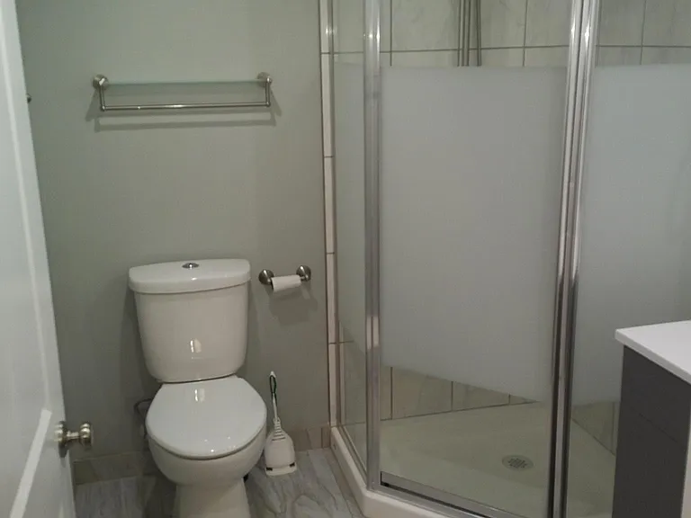 8909 Harms Rd — Photo 23
