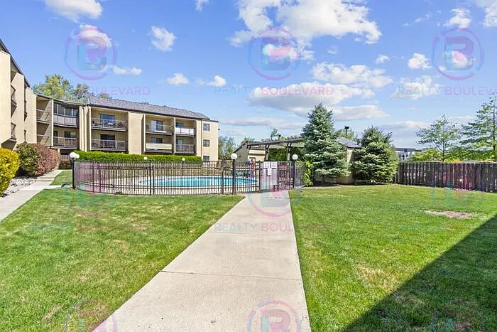 2450 Lymbery St — Photo 12