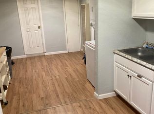 5500 Salvador Rd SW #C, Albuquerque, NM 87105