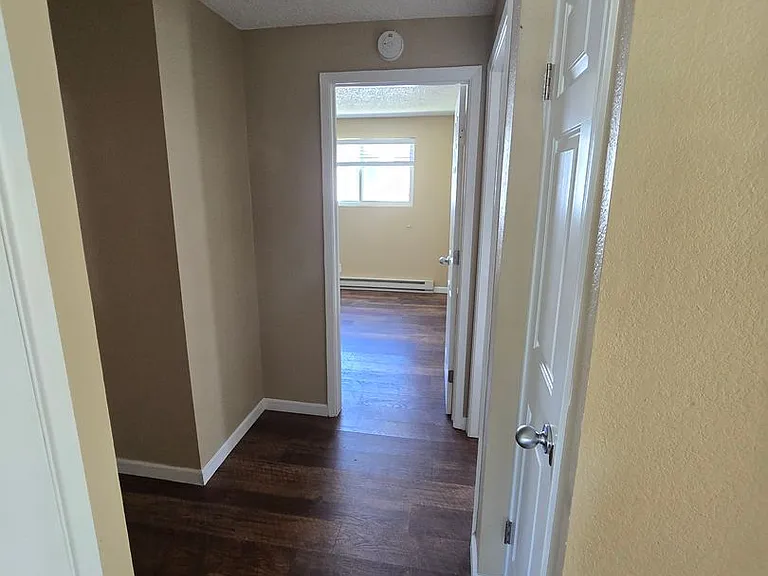 1715 Center Ave #15 — Photo 80