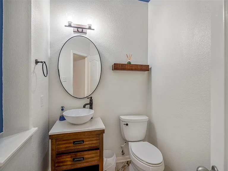 17603 Fall River Pass Ct — Photo 24
