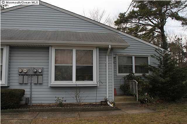 1st image of 21 Lafayette Drive #B