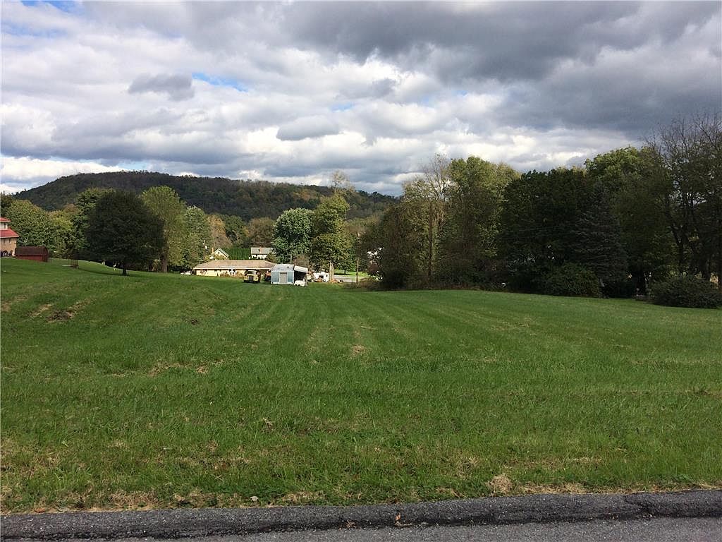 5 5th Avenue Lower Mount Bethel Twp, Martins Creek, PA 18063 MLS