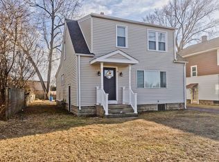25 Verge St, Springfield, MA 01129