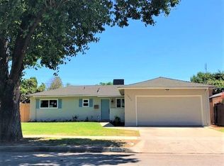 3812 E Ashcroft Ave, Fresno, CA 93726