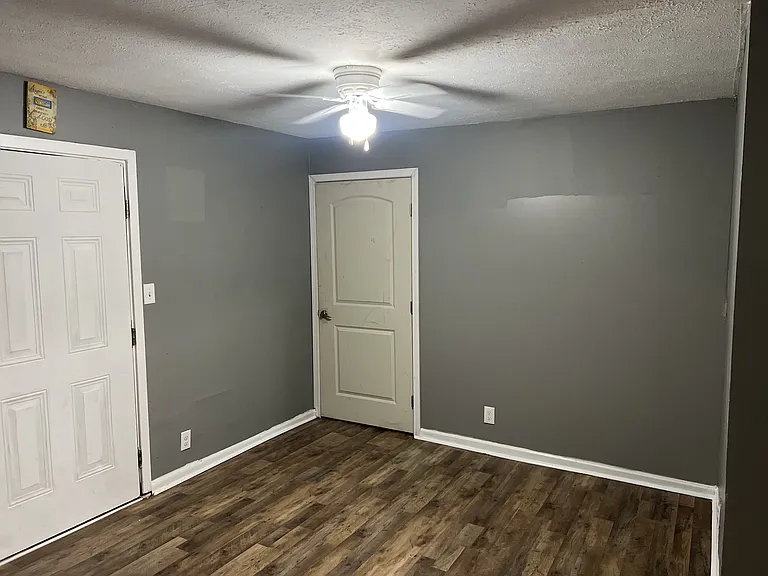 390 Cowan St #394 — Photo 13